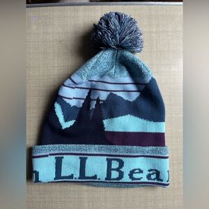 NWT LL Bean Pom Pom Hat